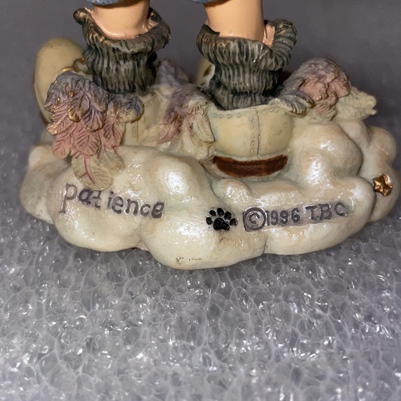 Boyd’s Bears Ms Mercy The Guardian Angel Of Nurses - Picture 9 of 9